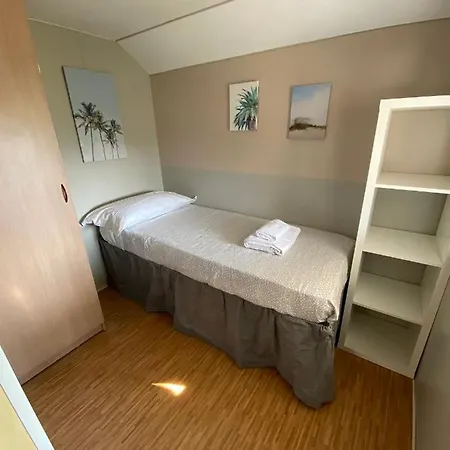 Miraflores Κάμπινγκ