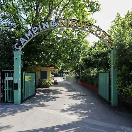 Кемпінг Miraflores