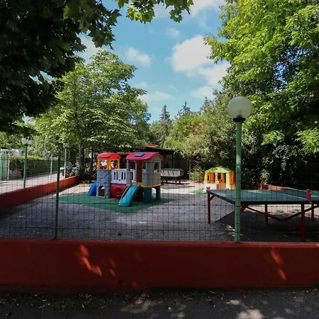 Miraflores Camping *